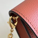 louis-vuitton-mylockme-chain-pochette-lockme-leather-small-leather-goods-M81193_PM2_Front-view.png