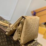 louis-vuitton-coussin-pm-h27-handbags-M57791_PM2_Front-view.png