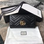 vi-cam-tay-gucci-nu-chinh-hang-443436_DTD1T_1000_001_100_0000_Light-GG-Marmont-continental-wallet-tai-store-gucci-viet-nam.png