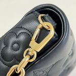 louis-vuitton-bubblegram-wallet-on-strap-bubblegram-leather-wallets-and-small-leather-goods-M81398_PM2_Front-view.png