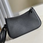 louis-vuitton-easy-pouch-on-strap-epi-leather-small-leather-goods-M80471_PM2_Front-view-1.png