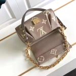 louis-vuitton-favorite-bicolor-monogram-empreinte-leather-handbags-M45836_PM2_Front-view.png