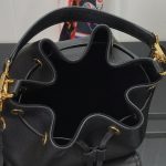 louis-vuitton-lockme-bucket-lockme-leather-handbags-M57687_PM2_Front-view-1.png