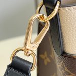 louis-vuitton-on-my-side-mm-tote-bag-autres-high-end-handbags-M59645_PM2_Front-view.png