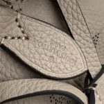 louis-vuitton-bella-mahina-leather-handbags-M57201_PM2_Front-view.png