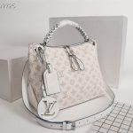 LVBAGS-1-7_6b3bf6c8-07c8-4db2-a876-5417d73f32a1.png