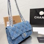 chanel-cc-chain-flap-quilted-denim-jumbo-blue01.jpg