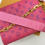 Louis-Vuitton-Coussin-PM-p01.jpg