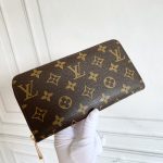 louis-vuitton-zippy-wallet-monogram-canvas-wallets-and-small-leather-goods-M42616_PM2_Front-view.png