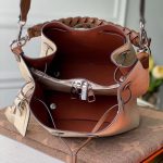 louis-vuitton-muria-mahina-leather-handbags-M55801_PM2_Front-view.png