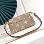 louis-vuitton-favorite-bicolor-monogram-empreinte-leather-handbags-M45836_PM2_Front-view.png