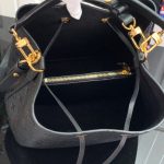 louis-vuitton-neonoe-mm-monogram-empreinte-leather-handbags-M45256_PM2_Front-view.png