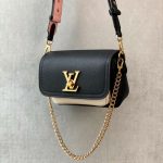 louis-vuitton-lockme-tender-lockme-leather-handbags-M58557_PM2_Front-view.png