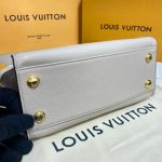 louis-vuitton-on-my-side-pm-m57729-greige.jpg